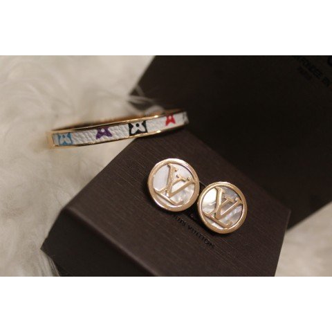 LOUIS VUITTON BRACELET 