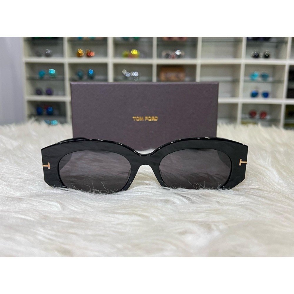 TOM FORD  SUNGLASSES 324