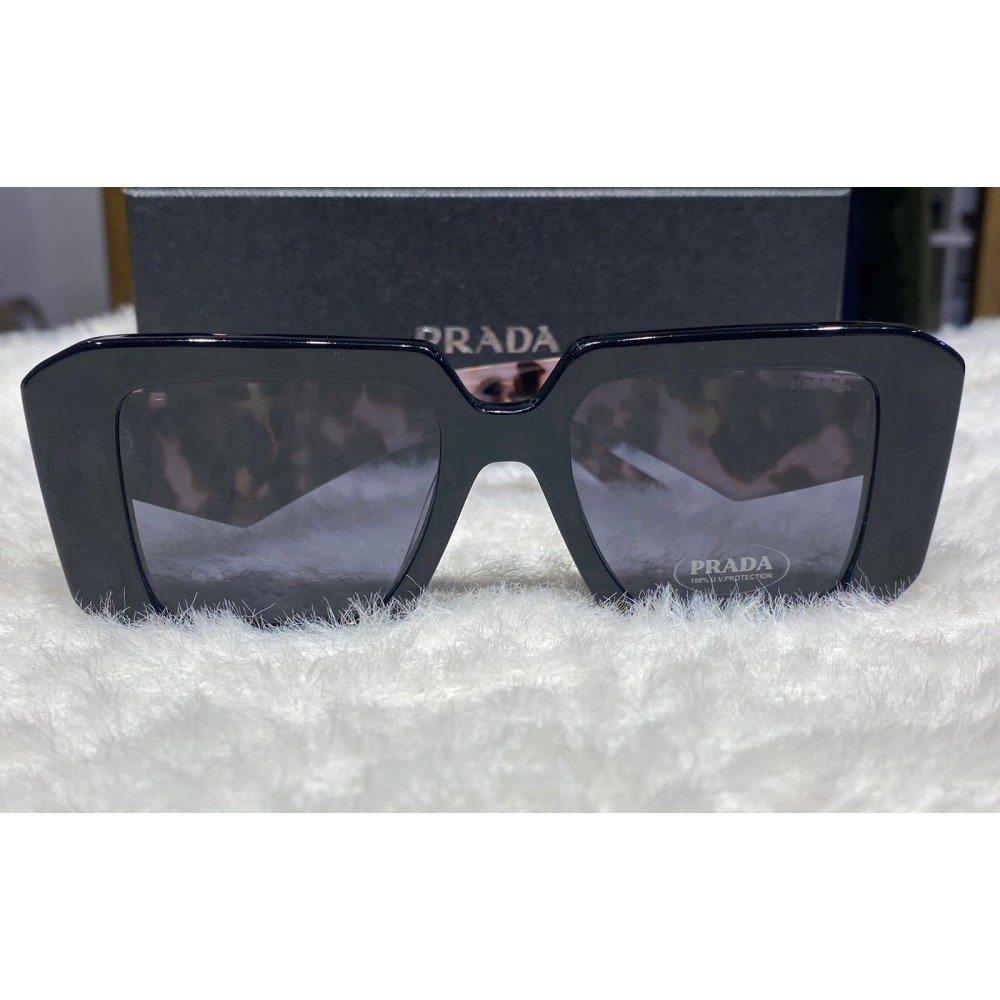 PRADA GLASSES P1