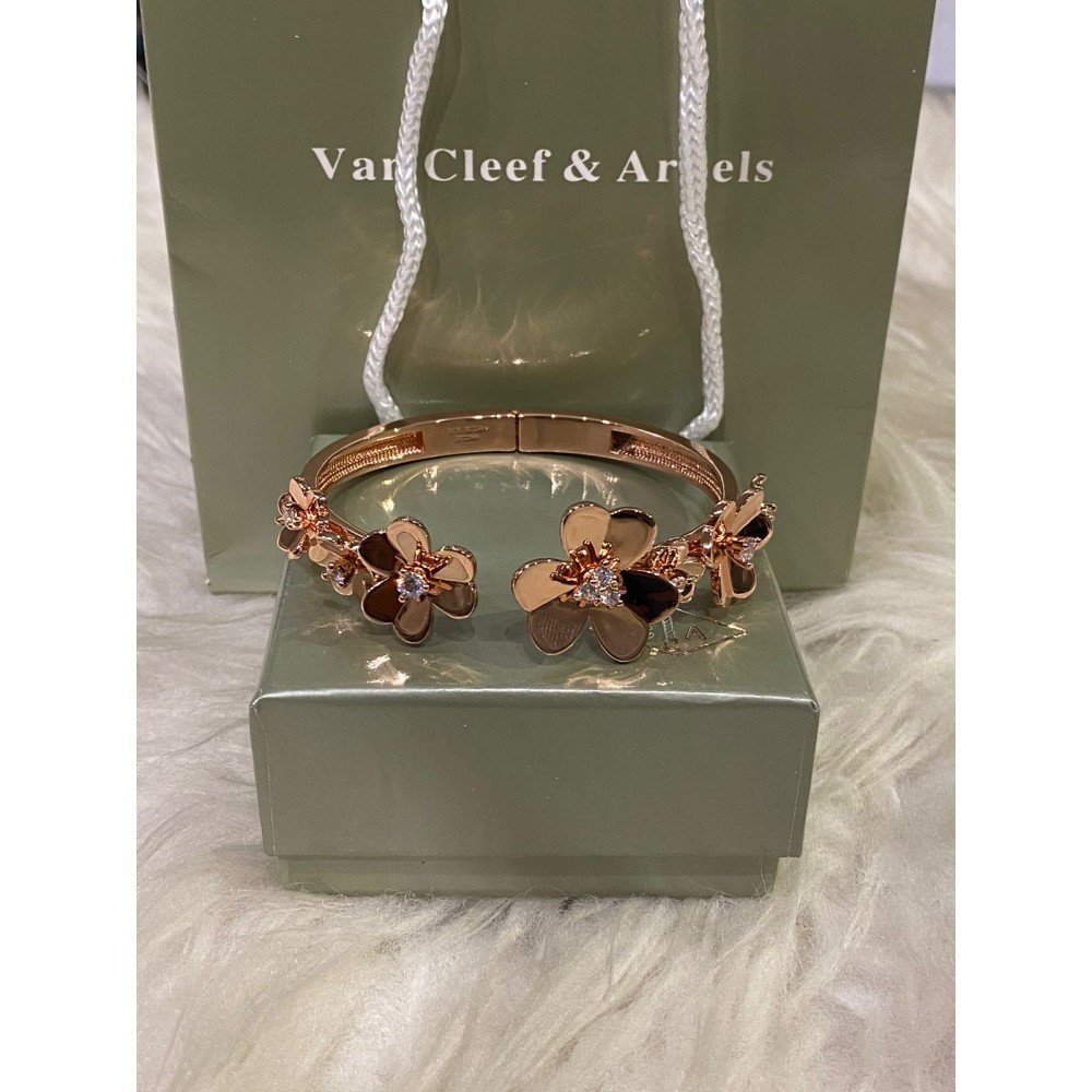 JEWELLERY  VANCLEEF BRACELET VC23