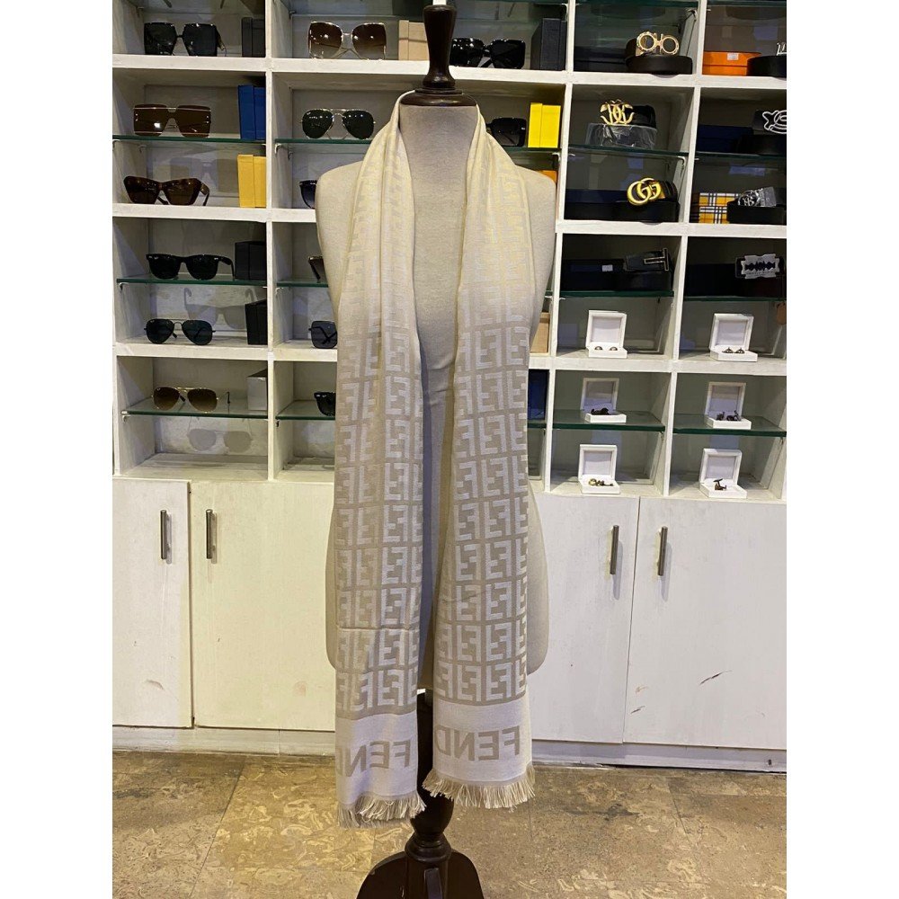 FENDI STOLE OFF-WHITE FENDI STOLE OFF-WHITE